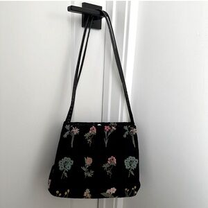 Floral vintage black bag/purse